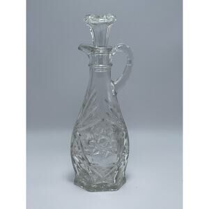 Anchor Hocking Early American Prescut Glass Clear Cruet with Stopper lid Elegant